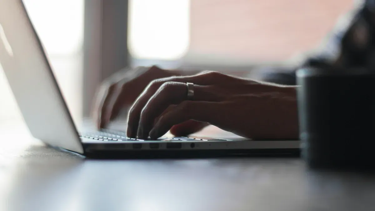 Lei Computacional: Como a Tecnologia Transforma Decisões Jurídicas