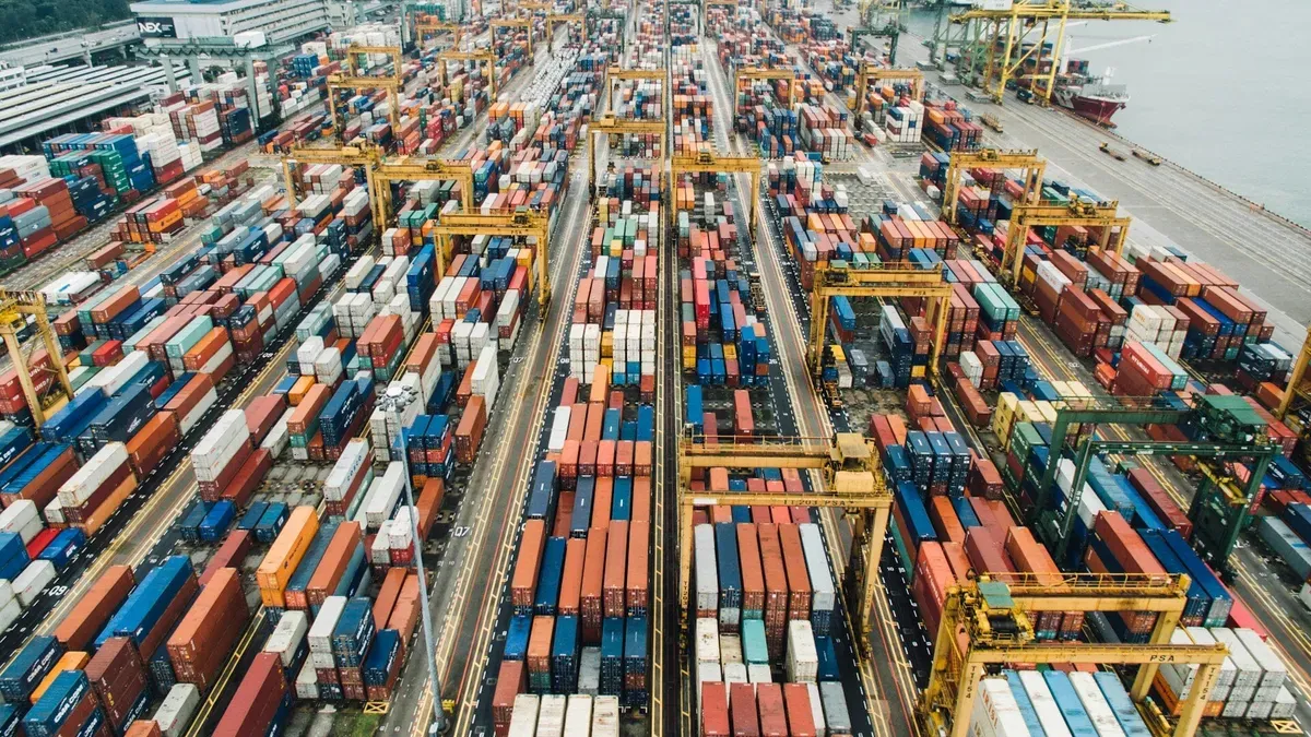 Superando Barreiras Internas na Logística: Guia Completo