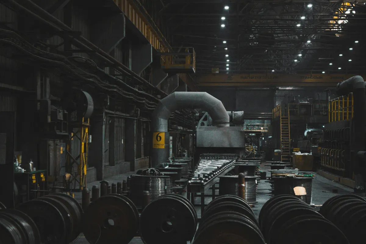 A Evolução da Produção: Da Linha de Montagem à Manufatura Enxuta