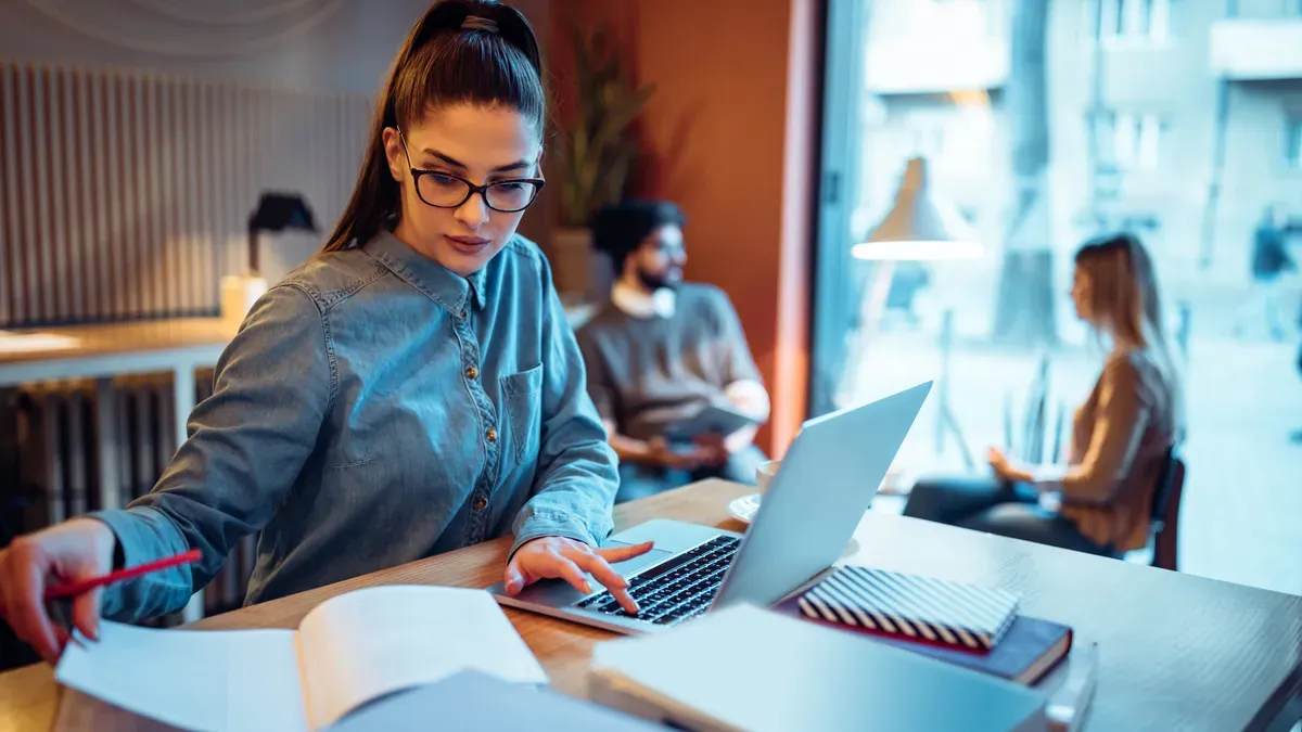 5 vantagens de ter um cronograma personalizado de estudos