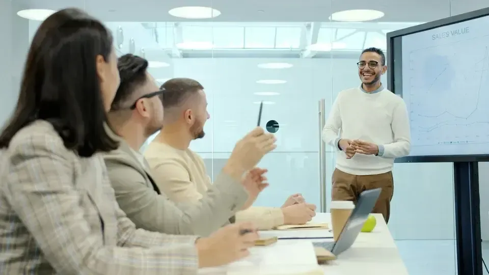 Ambientes de trabalho: a chave para a satisfação e retenção de talentos