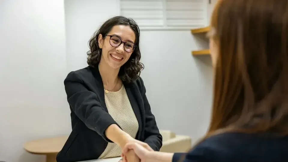 Construindo confiança nas equipes: o alicerce da liderança eficaz