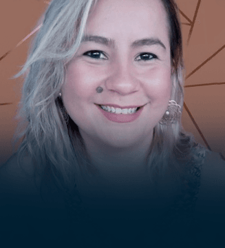 Adriana Cássia Reis dos Santos