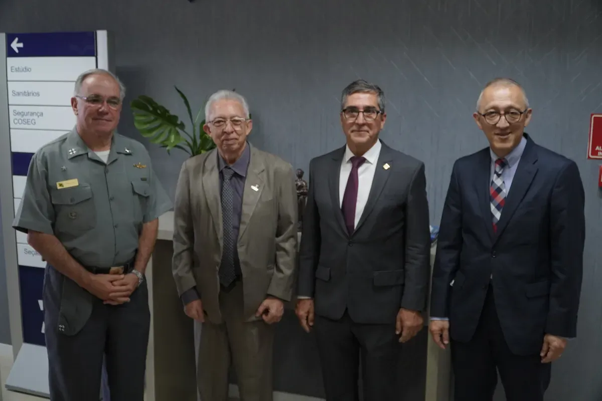 ENM e ENAJUM renovam termo de cooperação acadêmica