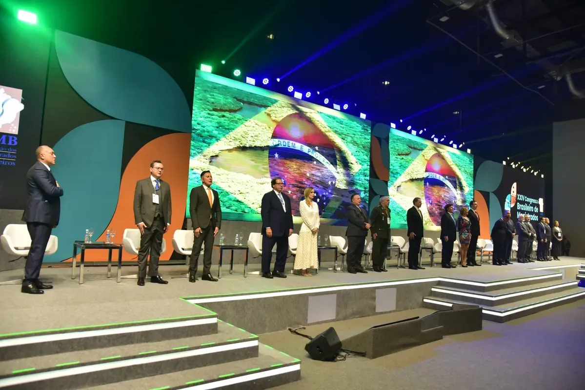 XXIV Congresso Brasileiro de Magistrados inicia com defesa da democracia e compromisso com o VTM