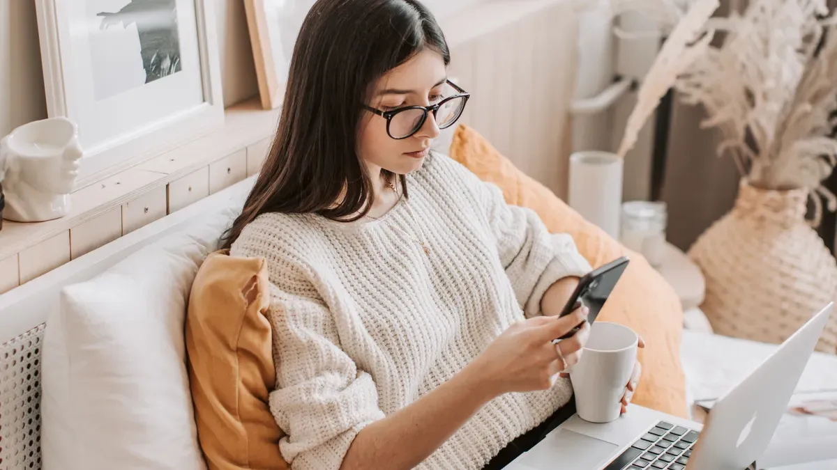 Estantes virtuais: 5 aplicativos essenciais para os amantes dos livros