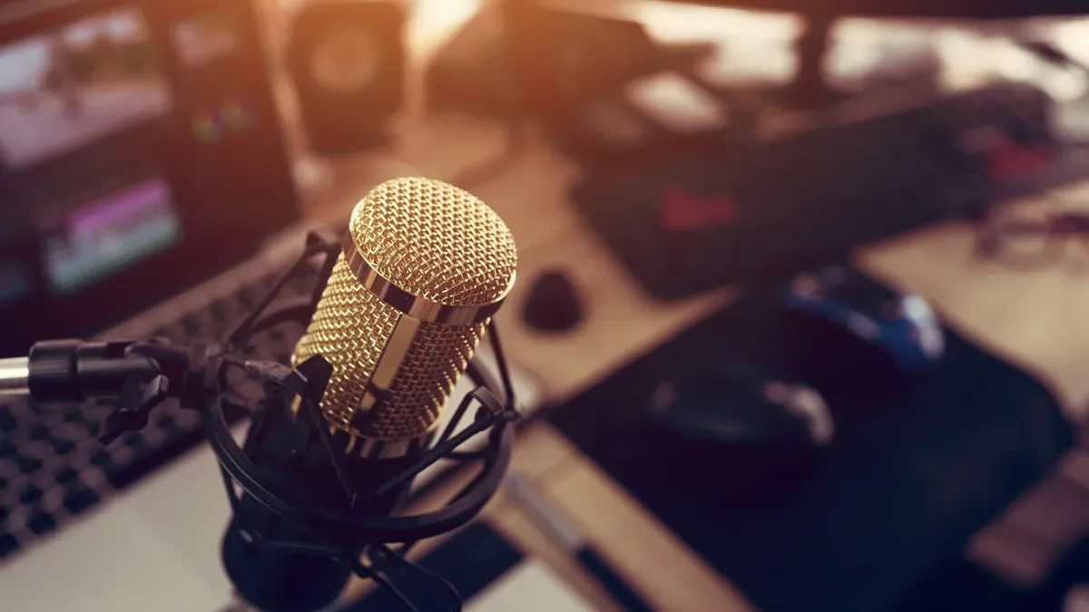Impactos da transformação digital em 100 anos de rádio no Brasil