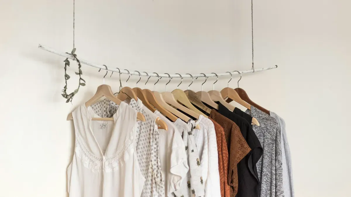 Entendendo a Natureza Cíclica dos Lançamentos de Moda