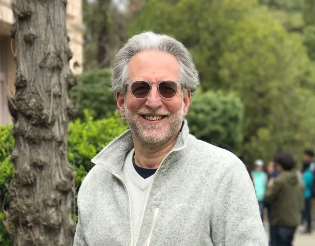 Quem é Jay Belsky