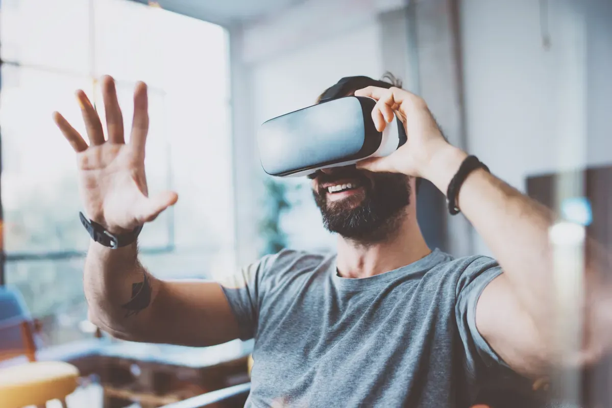 Metaverso: a tecnologia online e offline