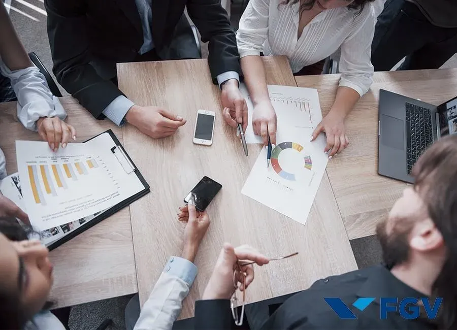 ENM lança curso sobre direito e economia em parceria com a FGV