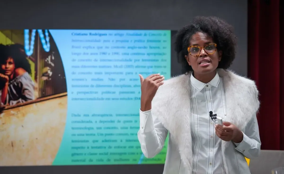Djamila Ribeiro: implicações do epistemicídio