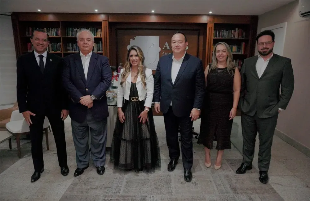 Universidade Brasil faz visita institucional à AMB