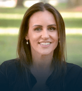 Carolina Neumann de Barros Falcão