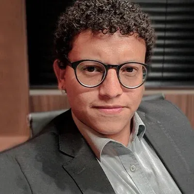 Adrian Barbosa e Silva